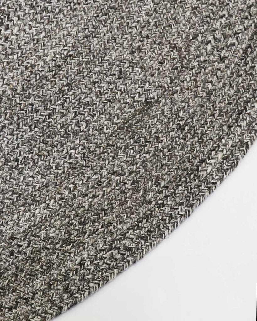 A detailed view of the corner of Baya NZ's outdoor rug, made from PET fibres. 